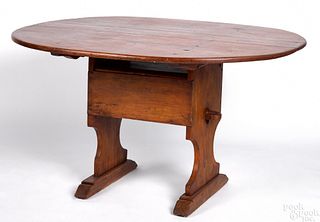 New England pine shoe foot hutch table, mid 18th