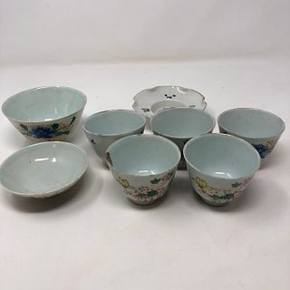 Qing Dynast Tea Cup/Pot set 8 Pce