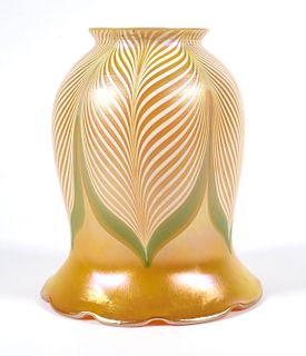 QUEZAL Art Glass Pulled Feather Aurene Shade