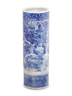 A Chinese Export Porcelain Umbrella Stand  