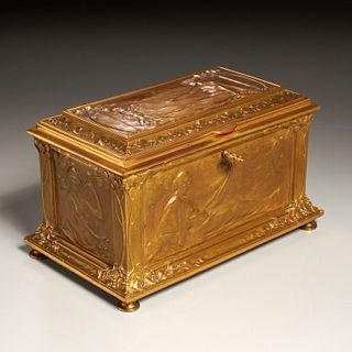 Nice Art Nouveau gilt bronze box