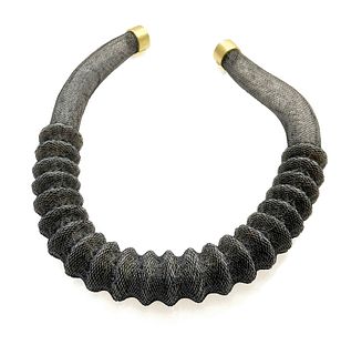 Ribbed Necklace Black/White
