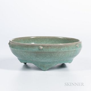 Fish-scale-glazed Celadon Bulb Bowl