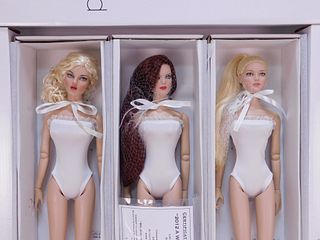 3 Tonner Nu Mood Assorted Fashion Dolls
