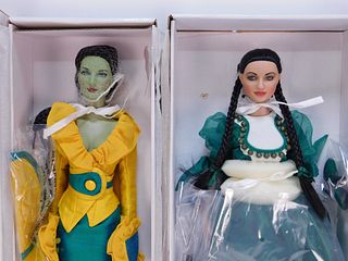 2 Tonner Wizard of Oz Emerald City Dolls