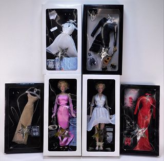 6 Franklin Mint Marilyn Monroe Dolls and Clothes