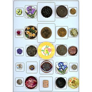 1 Card Of Assorted Material Plant Life Buttons