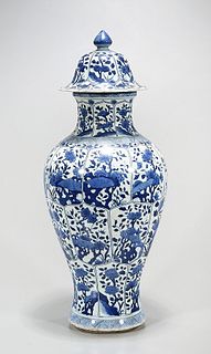 Tall Chinese Blue & White Porcelain Covered Vase