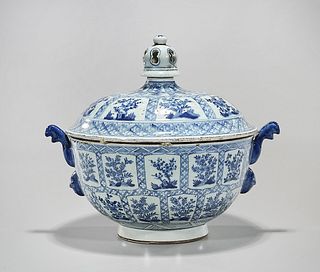 Chinese Blue and White Porcelain Covered Bowl