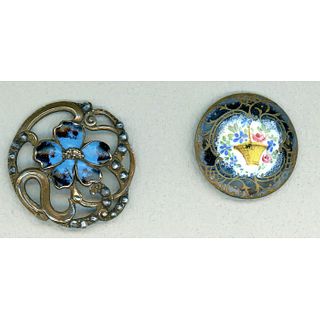 Small Card Of Assorted Techniques In Enamel Buttons