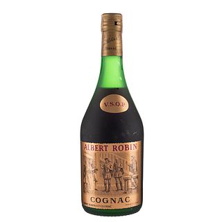 Albert Robin. V.S.O.P. Cognac. France. De los años 70's. En presentaciónes de 700 ml.