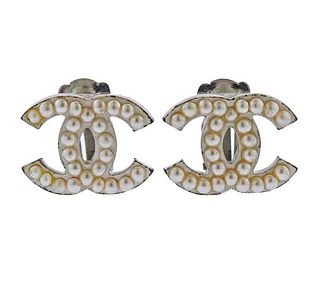 Chanel CC Costume Pearl  Earrings