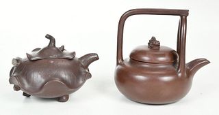 Two Chinese Yixing Teapots 