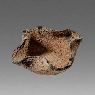 Ancient Holy Land Bronze Age Terracotta Oil Lamp c.1550 BC. 