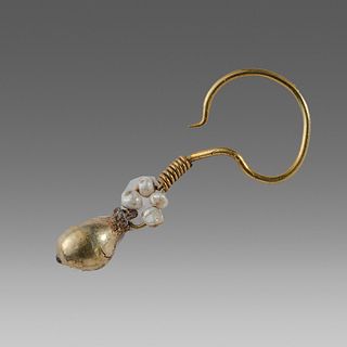 Ancient Roman Gold Earring c.2nd cent AD. 
