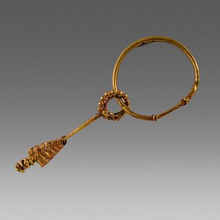 Ancient Roman Gold Earring c.3rd cent AD. 