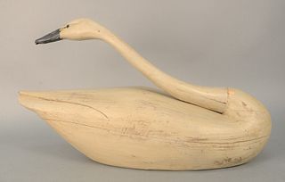 Hollow Carved Preener Swan, some paint loss at neck seam, maker unknown.
height 17 inches, length 30 inches, width 10 inches. 
Prove...