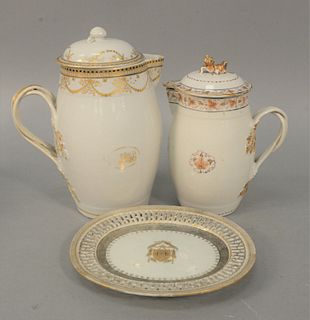 Chinese Export Group of three to include two porcelain cider jugs in two sizes, heights 9 1/2 inches and 8 inches; each pitcher with cover, double str