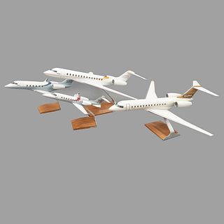 Lote de 4 aviones a escala. Estados Unidos. SXXI. Diseños de Bombardier por Pacmin. Consta de: Global 7000, Challenger 350, otros.