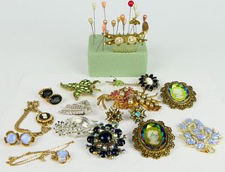 LARGE HIGH END COSTUME JEWELRY COLLECTION