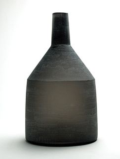 Coarse Funnel vase