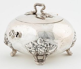 800 CONTINENTAL SILVER FOOTED TEA CADDY