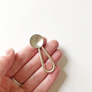 Single Small Spoon Small Wide Looped Handle