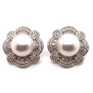 18k Diamond Pearl EarringÊ