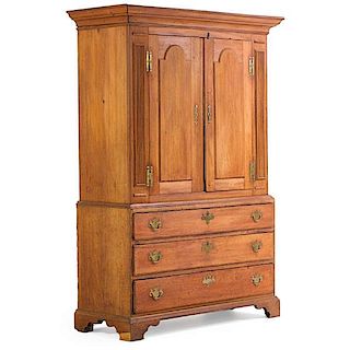 CHIPPENDALE APPLEWOOD LINEN PRESS