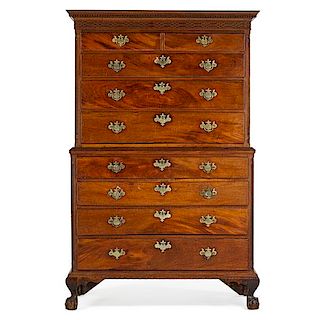 CHIPPENDALE MAHOGANY CHEST ON CHEST