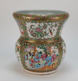 LG 19C Chinese Rose Medallion Squat Vase