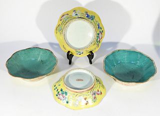 4PC Chinese Famille Jaune Porcelain Bowl Set