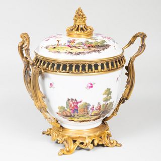 Samson Ormolu-Mounted Porcelain Potpourri Bowl and Cover