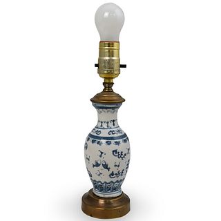 Chinese Blue & White Porcelain Vase Lamp