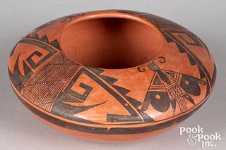 Hopi Tewa Indian pottery jar