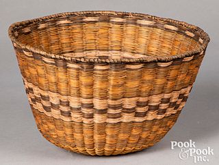 Hopi Indian polychromed wicker peach basket