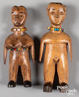 Pair of vintage carved Venovi Twi figures