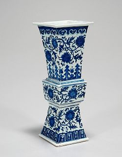 Chinese Blue and White Porcelain Four-Faceted Gu-Form Vase