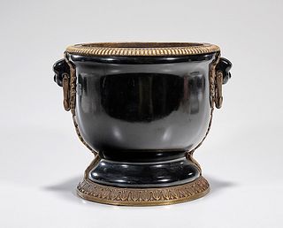 Chinese Gilt and Glazed Porcelain Pot