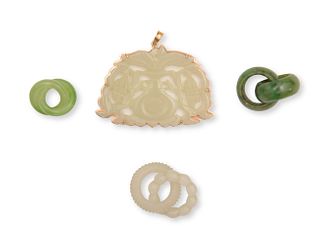 Group of 4 Chinese Jade and Jadeite Carvings, 19th Century