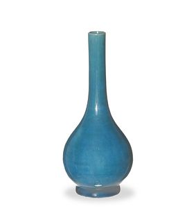 Chinese Blue Glazed Long Neck Vase, 18th Century