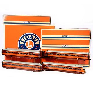 Lionel O Gauge (4) Piece Milwaukee Road Hiawatha 18 inch Aluminum Cars and add-on Diner