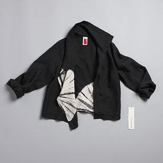 Kuma Merchant Jacket in Anthracite + Ecru