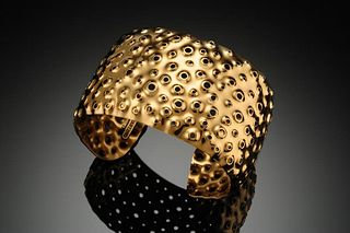 Thick HaLo Gold Reef Cuff