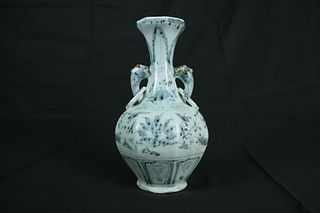 Blue and White Twine Pattern Vase with Elephant Handles
