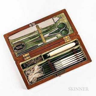 19th Century New York Cased Post-mortem Set, John Reynders & Co., 308 4th Ave, New York, green velvet-lined fitted mahogany case with s