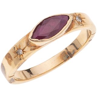 RUBY AND DIAMONDS RING. 14K YELLOW GOLD