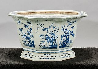 Chinese Blue and White Porcelain Octagonal Jardiniere