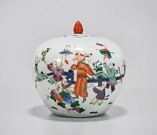 Chinese Wucai Porcelain Covered Jar