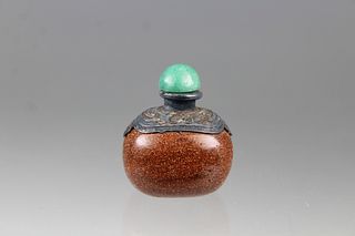 Chinese 'Gold Dust' Snuff Bottle with Stopper